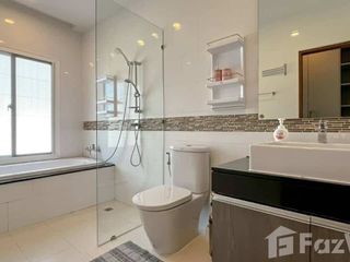 For rent 4 bedrooms villa in Mueang Phuket, Phuket