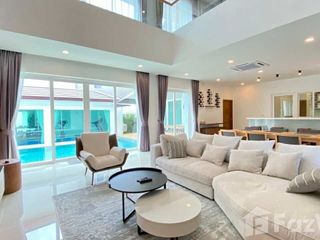 For rent 4 bedrooms villa in Mueang Phuket, Phuket