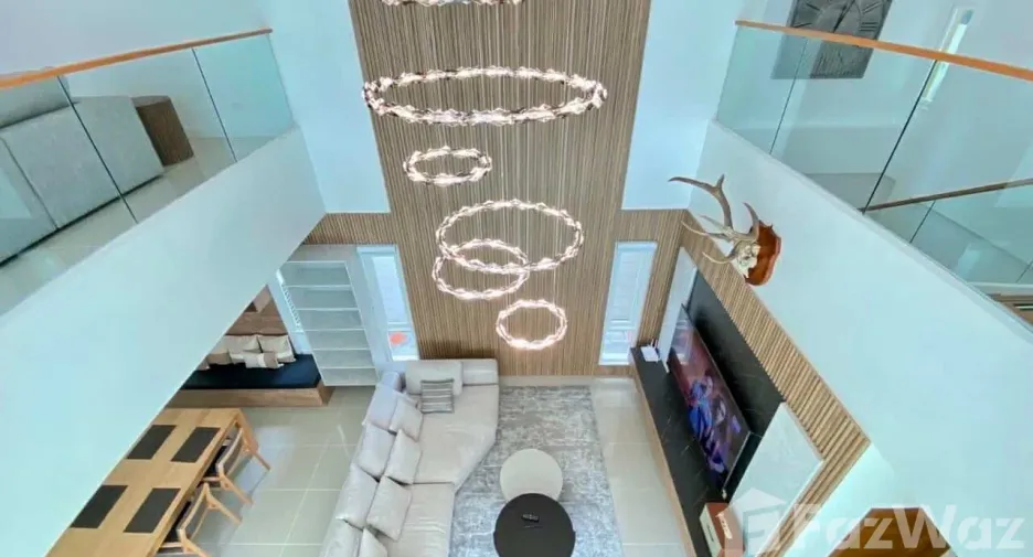 For rent 4 bedrooms villa in Mueang Phuket, Phuket