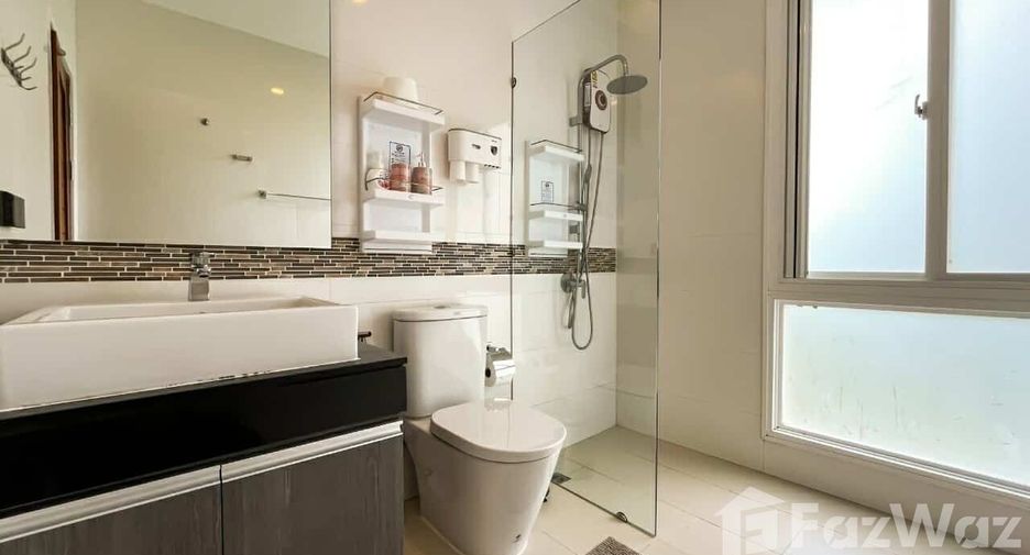 For rent 4 bedrooms villa in Mueang Phuket, Phuket