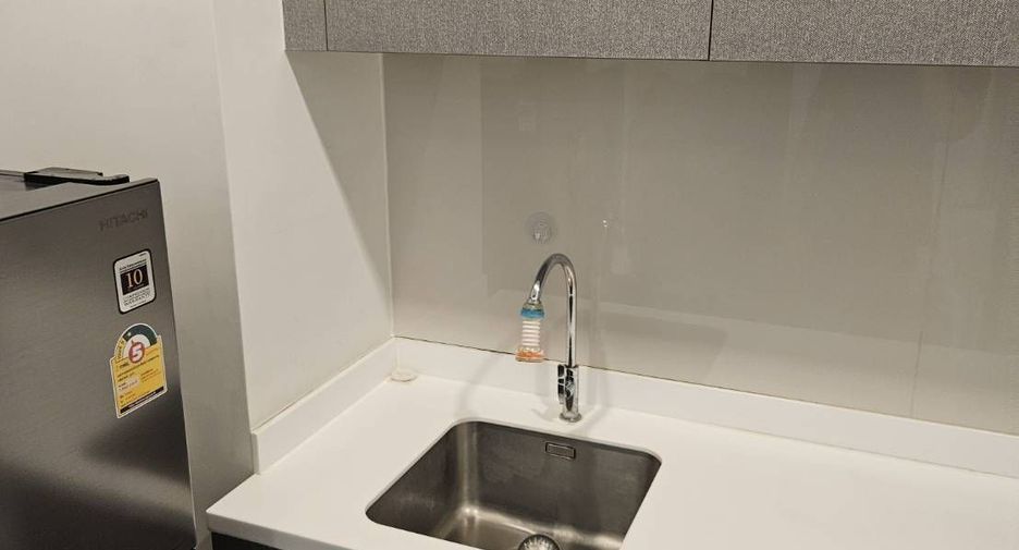 For sale and for rent 1 bed condo in Huai Khwang, Bangkok