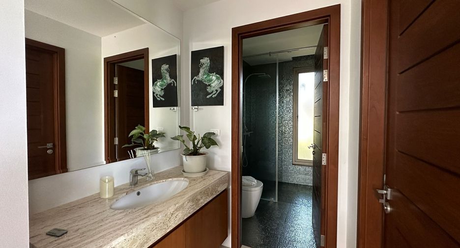 Villa en alquiler de 4 habitaciones en Thalang, Phuket