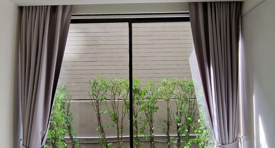 For sale 1 bed condo in Khlong Toei, Bangkok