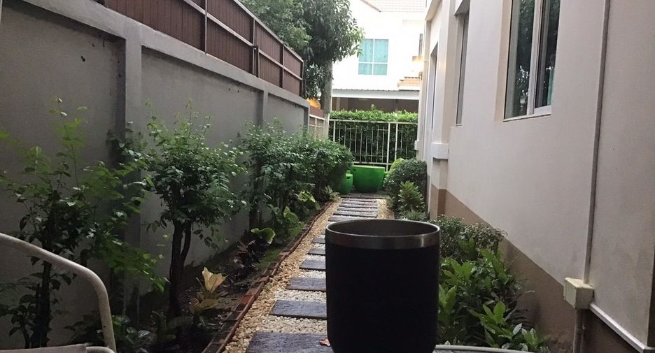 Casa en alquiler de 3 habitaciones en Bang Kruai, Nonthaburi