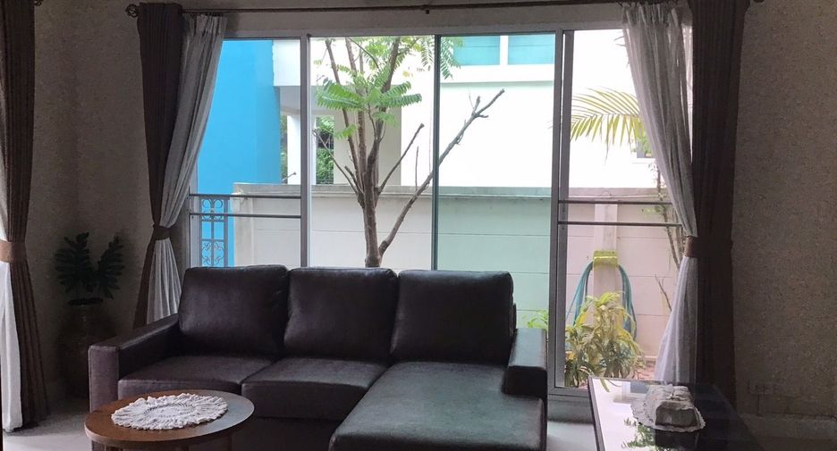Casa en alquiler de 3 habitaciones en Bang Kruai, Nonthaburi