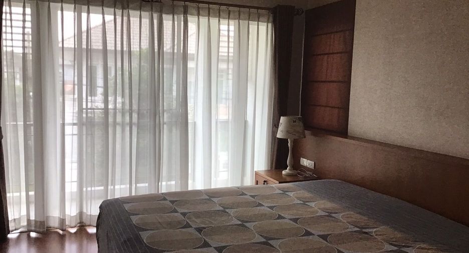 Casa en alquiler de 3 habitaciones en Bang Kruai, Nonthaburi