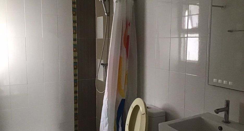 Casa en alquiler de 3 habitaciones en Bang Kruai, Nonthaburi