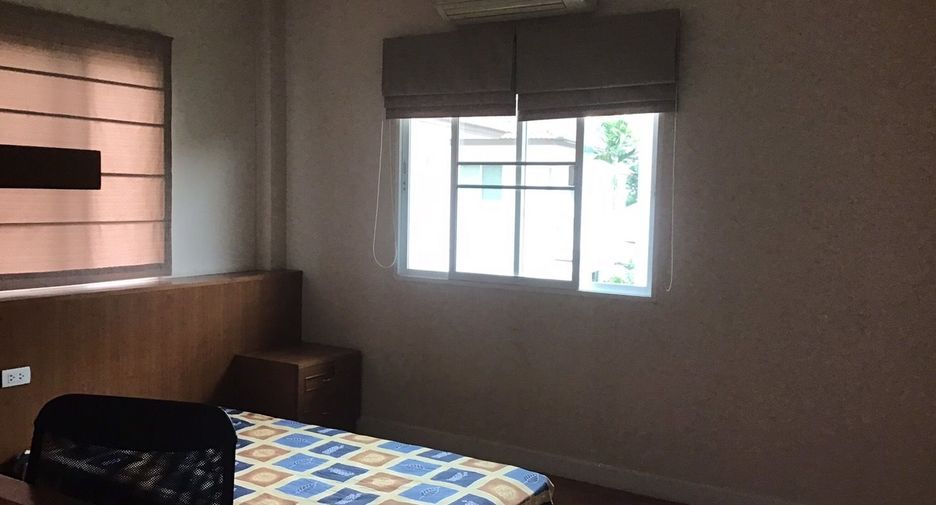 Casa en alquiler de 3 habitaciones en Bang Kruai, Nonthaburi