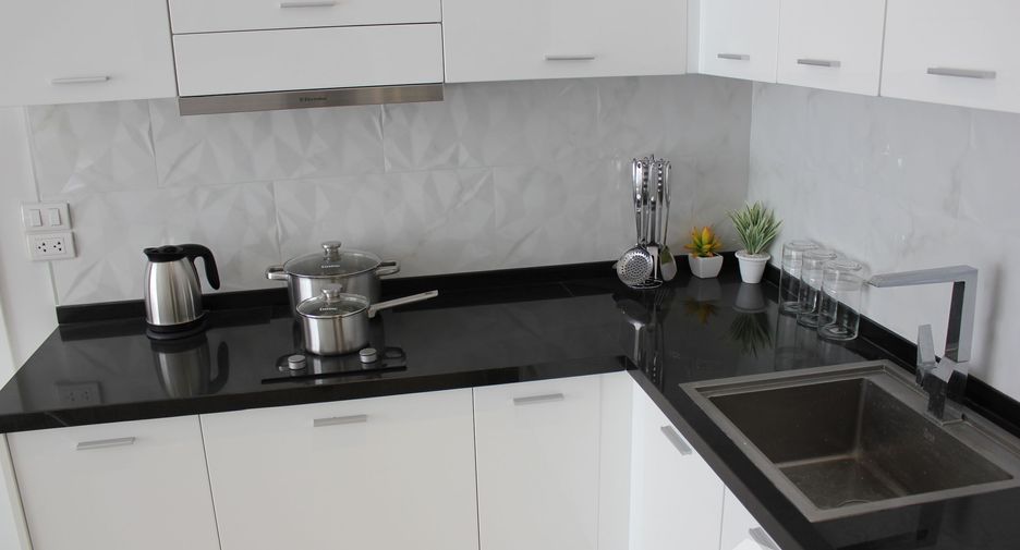 For sale 1 bed condo in Kathu, Phuket