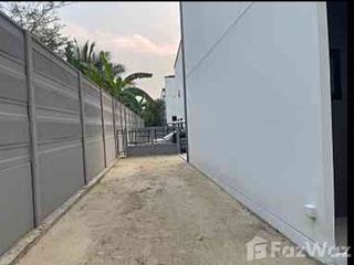 For rent 4 ベッドルーム townhouse in Bang Kruai, Nonthaburi