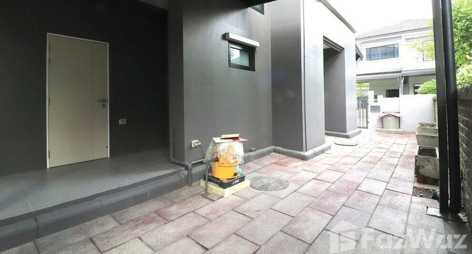 For sale 3 bedrooms house in Bang Phli, Samut Prakan