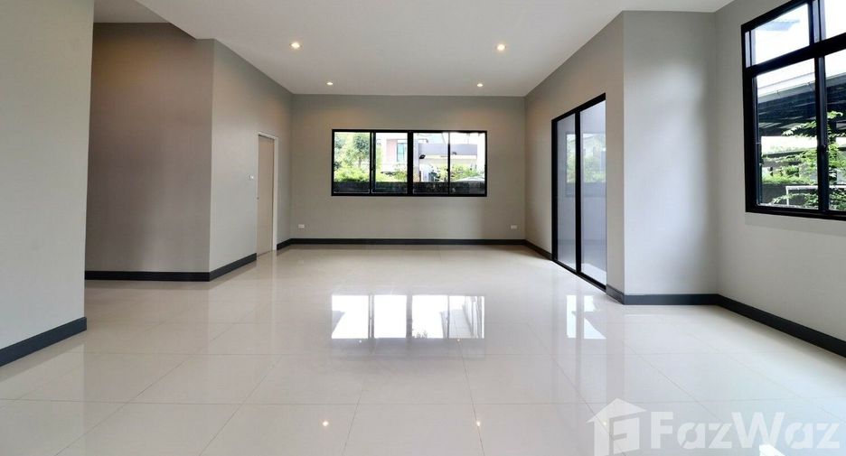 For sale 3 bedrooms house in Bang Phli, Samut Prakan