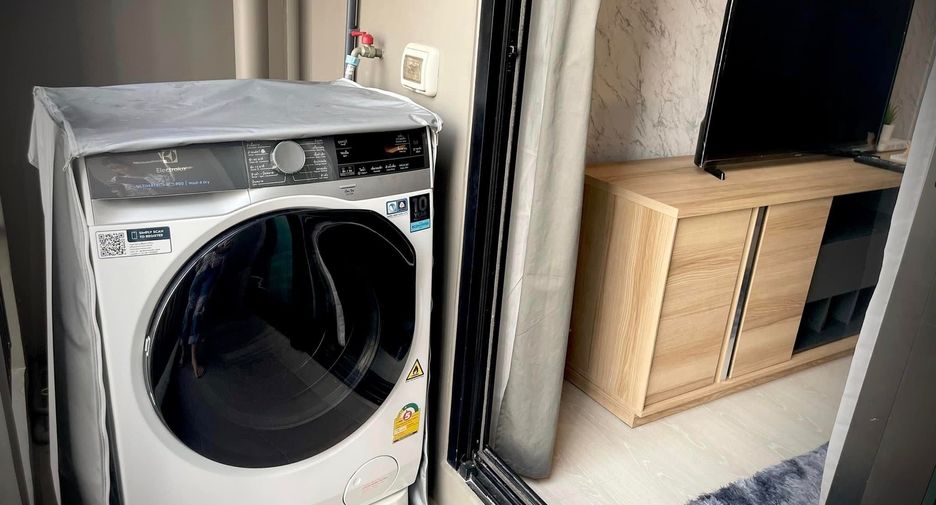 For sale 1 bed condo in Watthana, Bangkok
