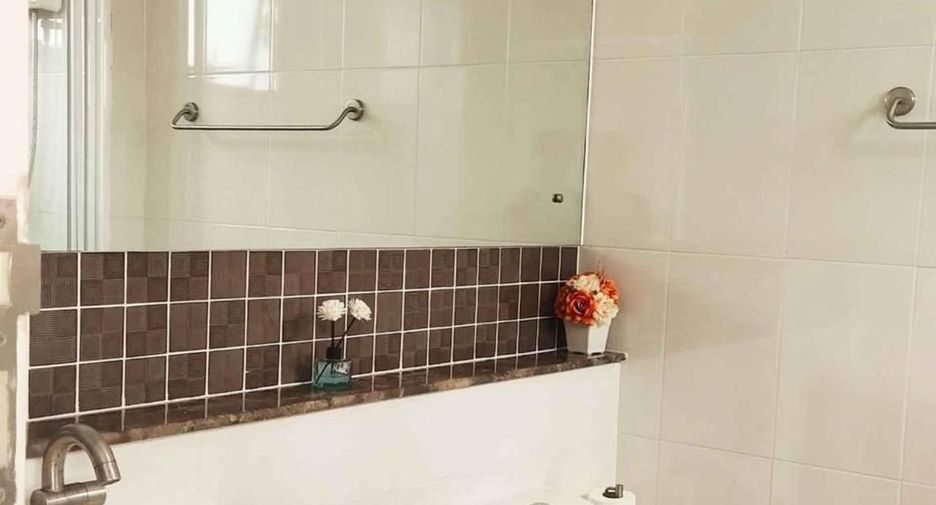Haus zur Miete mit 3 Zimmer in Mueang Phuket, Phuket