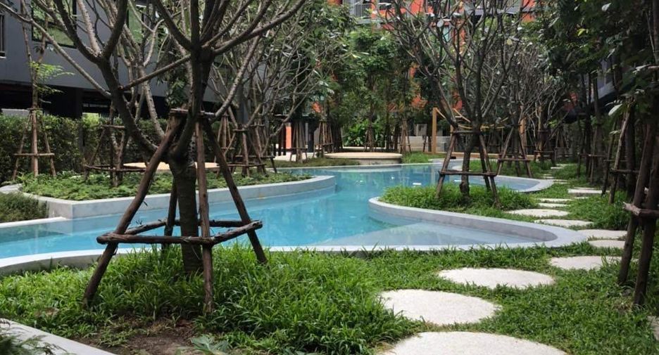 For sale 1 bed condo in Bang Kapi, Bangkok