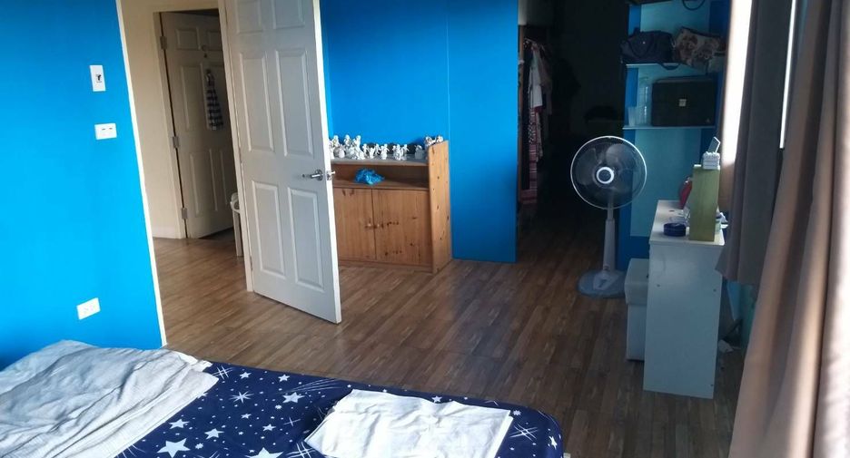 For sale 3 bedrooms house in Mueang Buriram, Buriram