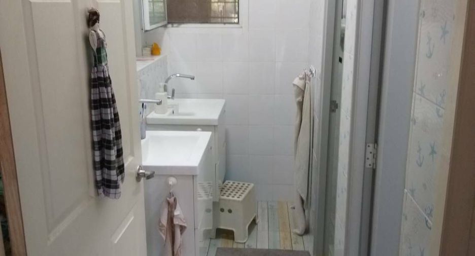 For sale 3 bedrooms house in Mueang Buriram, Buriram