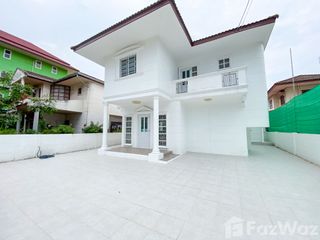 Casa en venta de 4 habitaciones en Krathum Baen, Samut Sakhon