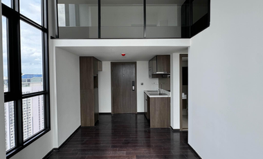 À vendre 1 chambre condo à Watthana, Bangkok