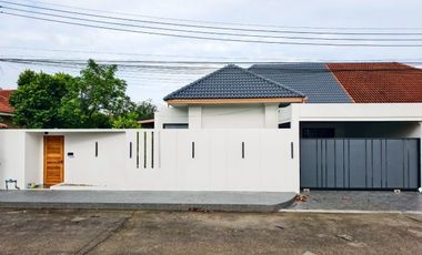 For sale 3 ベッドルーム house in Mueang Phuket, Phuket