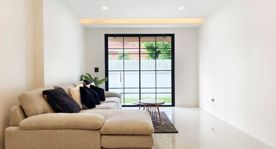 For sale 3 bedrooms house in Mueang Phuket, Phuket