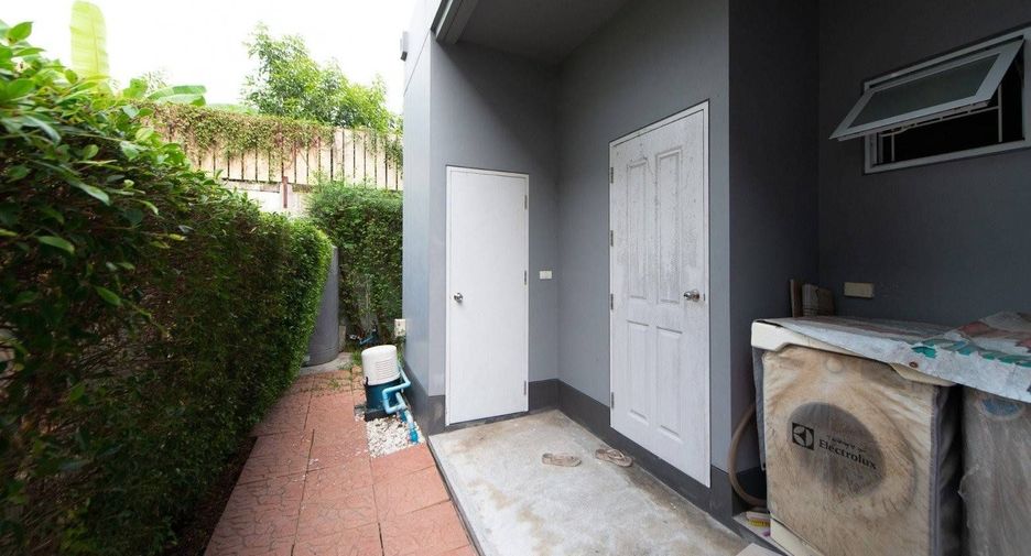 For sale 4 bedrooms house in Bang Bon, Bangkok