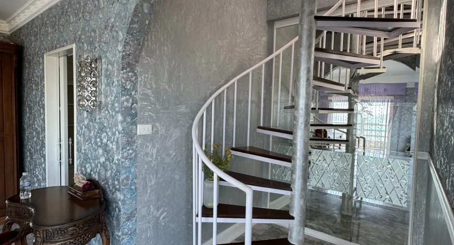 For sale 2 ベッドルーム condo in Mueang Rayong, Rayong