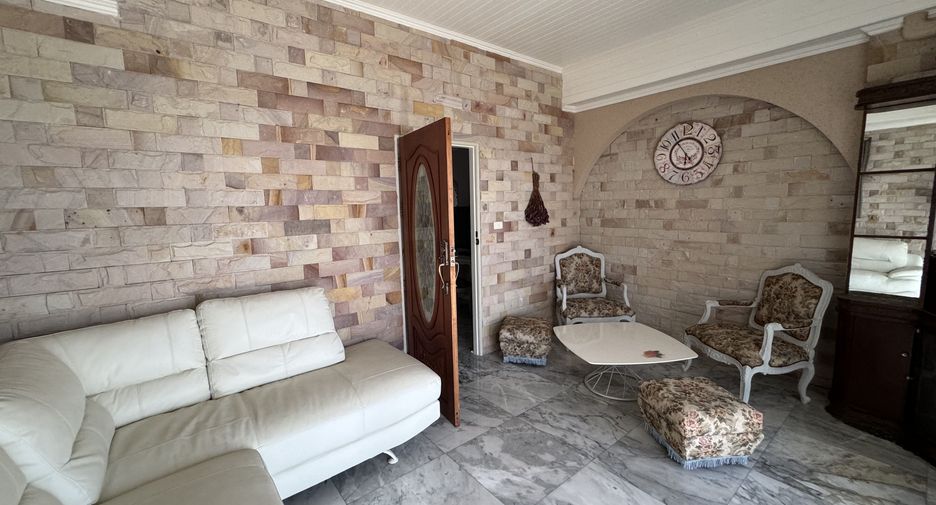 For sale 2 ベッドルーム condo in Mueang Rayong, Rayong