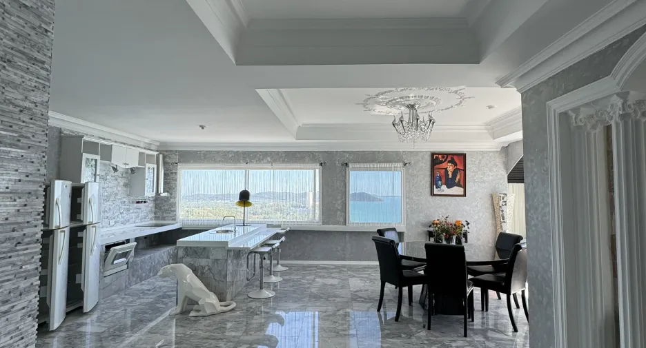 For sale 2 ベッドルーム condo in Mueang Rayong, Rayong