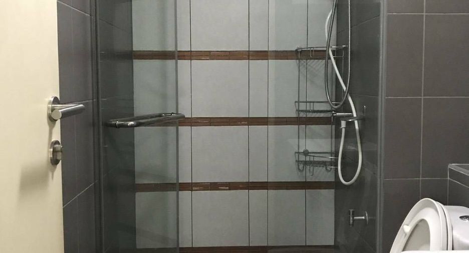 For sale 1 bed condo in Khlong Luang, Pathum Thani
