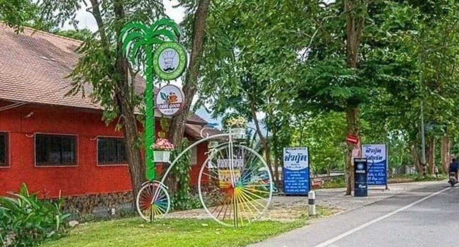 For sale 10 bedrooms hotel in Mae Tha, Lamphun