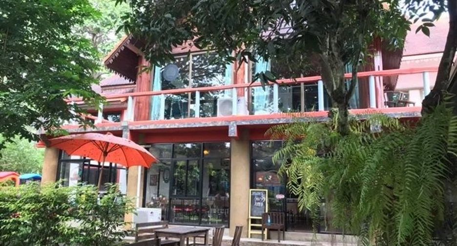 For sale 10 bedrooms hotel in Mae Tha, Lamphun