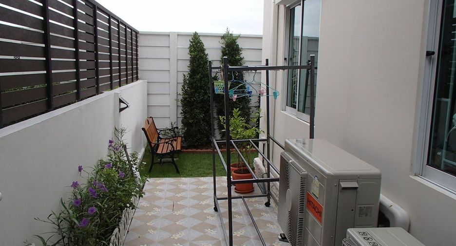 For sale 3 bedrooms house in Mueang Samut Prakan, Samut Prakan