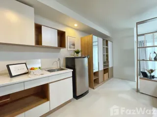 Wohnung zum Kauf mit Studio in Phra Khanong, Bangkok
