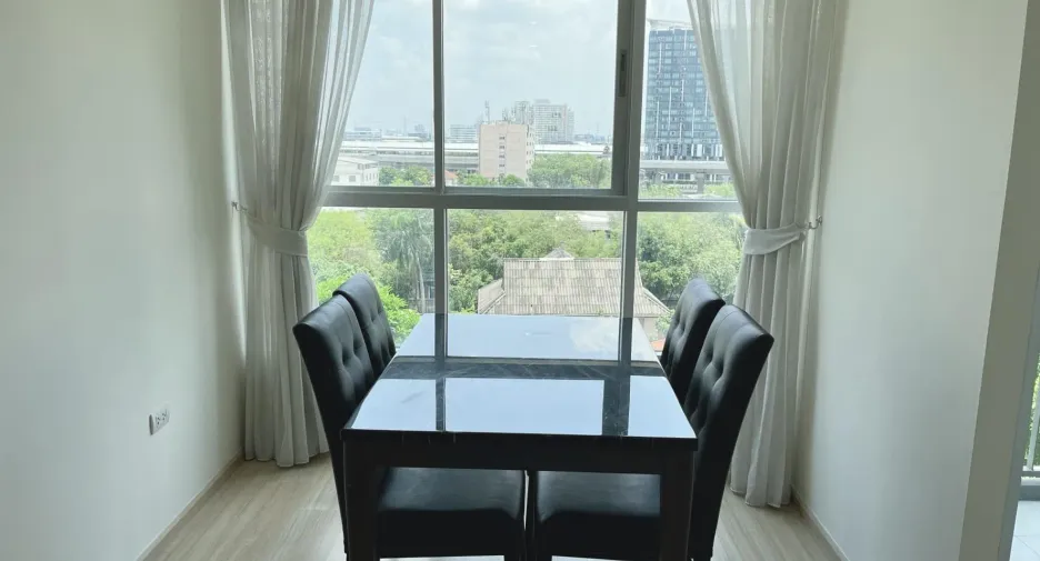 For sale 2 ベッドルーム condo in Bang Sue, Bangkok