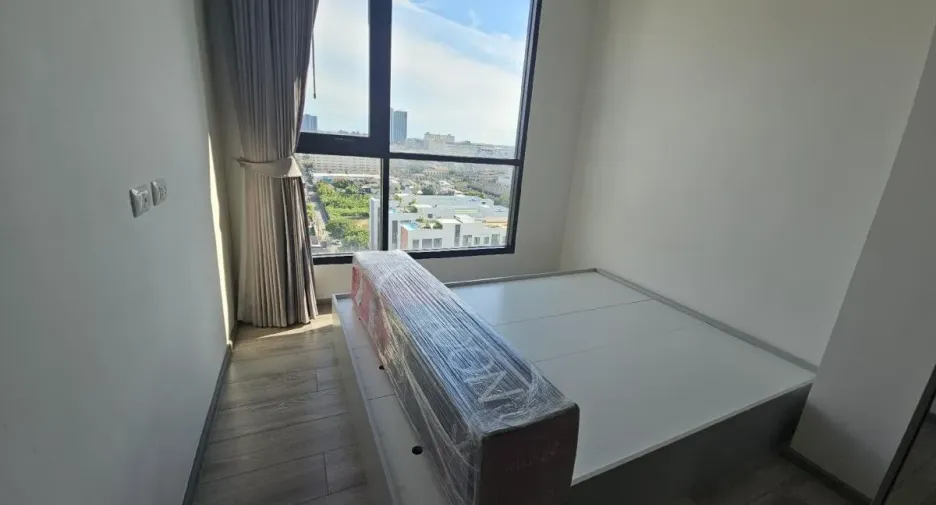 For sale and for rent 1 bed condo in Mueang Samut Prakan, Samut Prakan