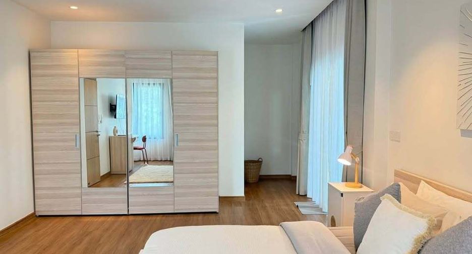 For rent 3 bedrooms villa in Mueang Phuket, Phuket