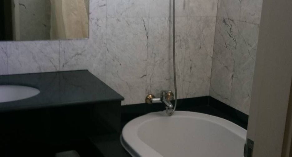 For sale 2 bedrooms condo in Bang Kho Laem, Bangkok