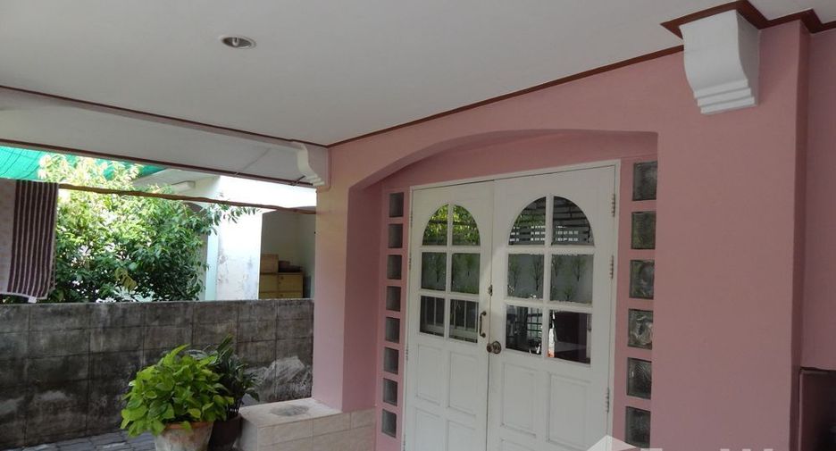 For sale and for rent 3 bedrooms house in Khlong Luang, Pathum Thani