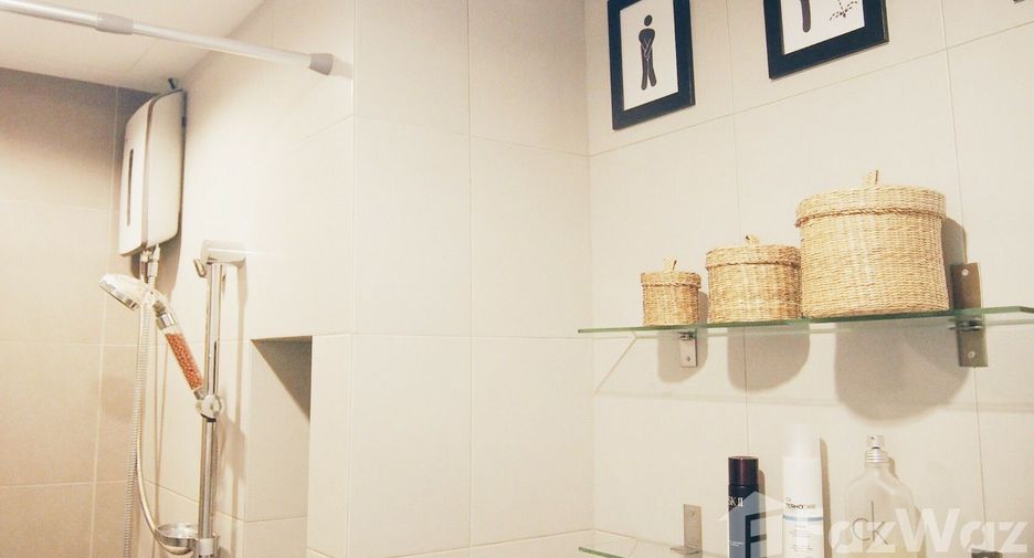 Condo en alquiler y en venta de 1 habitaciones en Bang Na, Bangkok
