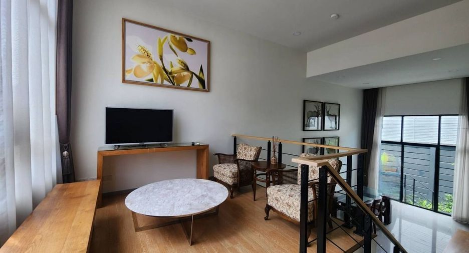Casa adosada en venta de 3 habitaciones en Suan Luang, Bangkok