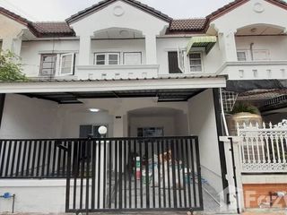 For sale 5 bedrooms townhouse in Thanyaburi, Pathum Thani