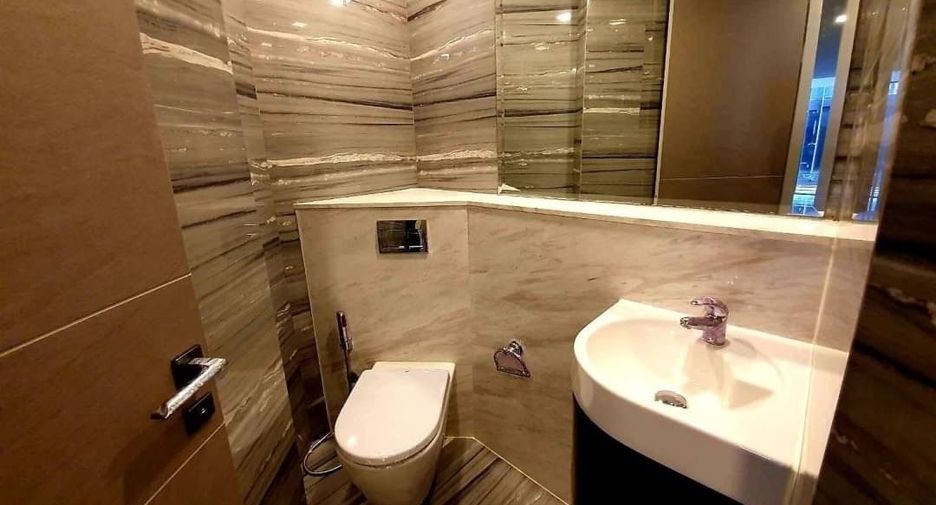 Wohnung zum Kauf mit 3 Zimmer in Watthana, Bangkok