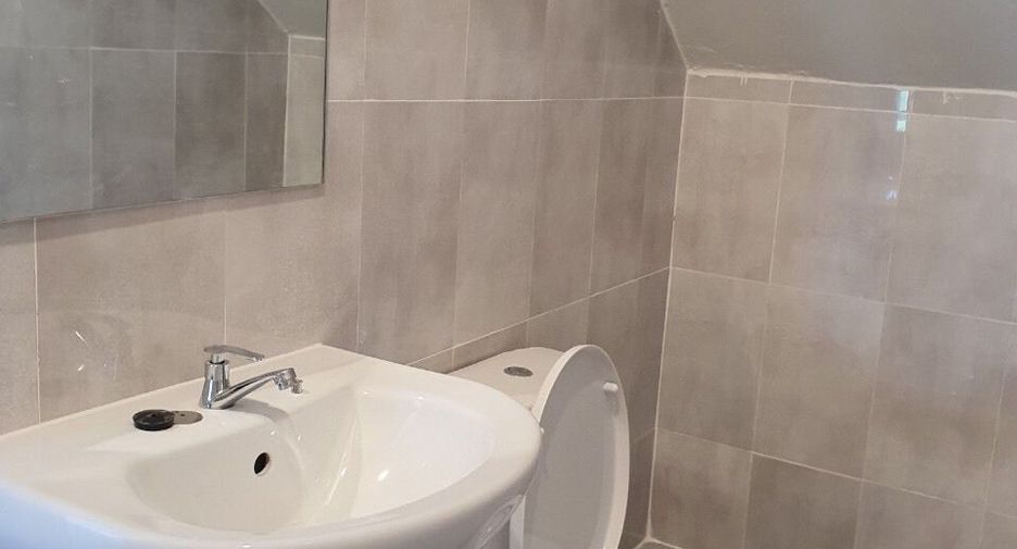 For sale 2 bedrooms townhouse in Mueang Khon Kaen, Khon Kaen