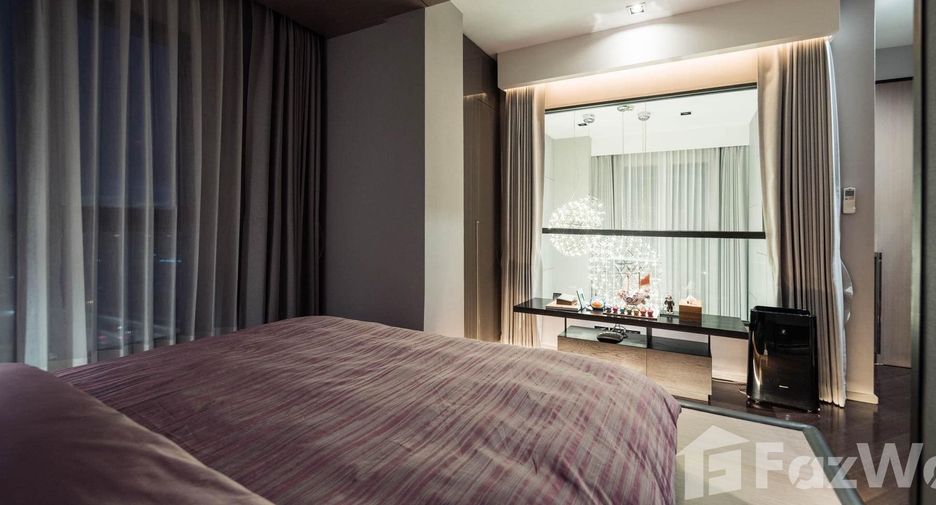 For sale 2 bedrooms condo in Khlong San, Bangkok