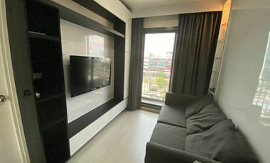À vendre 1 chambre condo à Huai Khwang, Bangkok