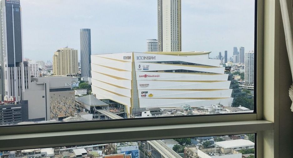 For sale 2 bedrooms condo in Khlong San, Bangkok