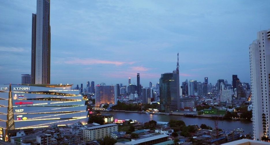 For sale 2 bedrooms condo in Khlong San, Bangkok