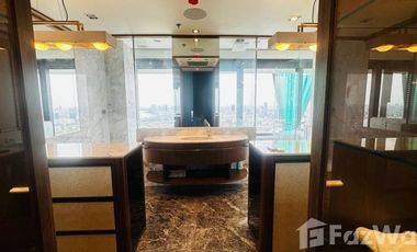 Condo en venta de 2 habitaciones en Sathon, Bangkok