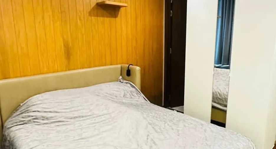 For sale 2 bedrooms condo in Sathon, Bangkok